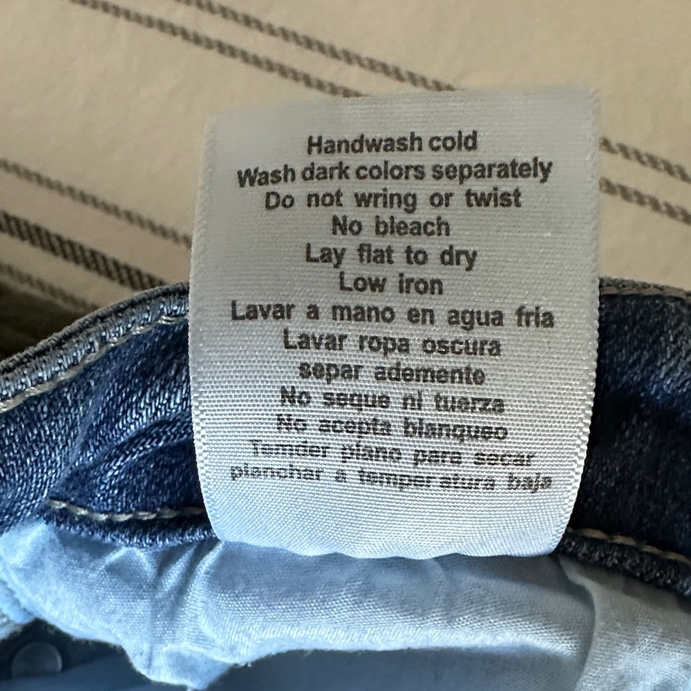Judy Blue Light Blue Star Boyfriend Jeans - Picture 5 of 10